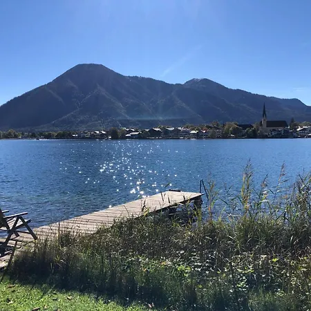Seehaeusl Mit Badeplatz * Tegernsee