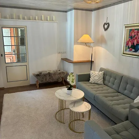 Seehäusl Mit Badeplatz *